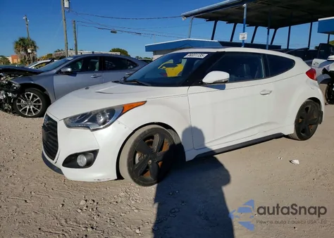 2015 Hyundai Veloster Turbo z USA, uszkodzony, nr VIN KMHTC6AEXFU222477